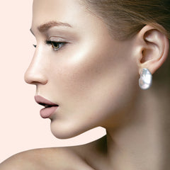 NEBULA WHITE PEARL EARRINGS