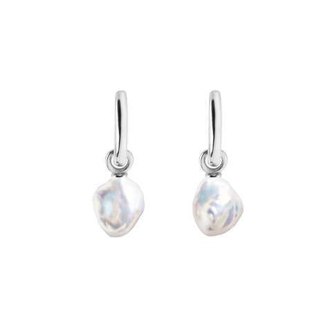 AETIA KESHI PEARL HOOP EARRINGS