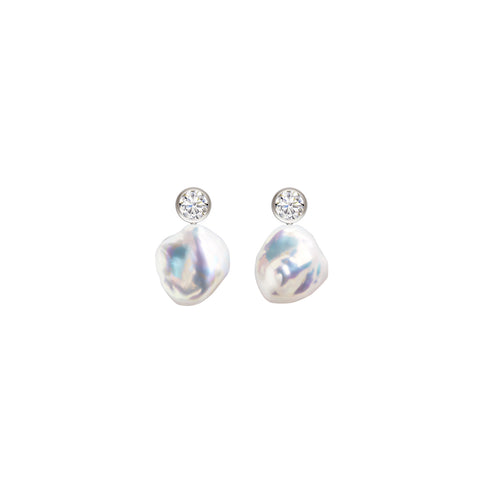 SOLIA KESHI PEARL EARRINGS