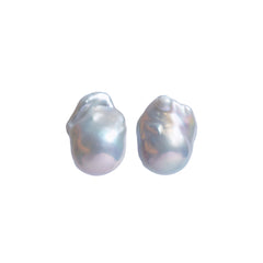 NEBULA LIGHT GREY PEARL EARRINGS